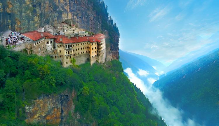 Uçaklı Karadeniz Ve Batum Turu 4 Gün 3 Gece