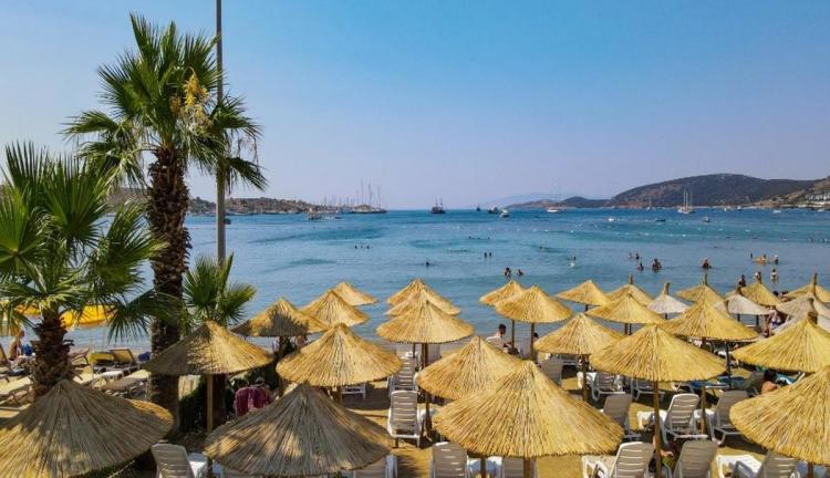 Leo Beach Resort +16 / 4 Gece 5 Gün